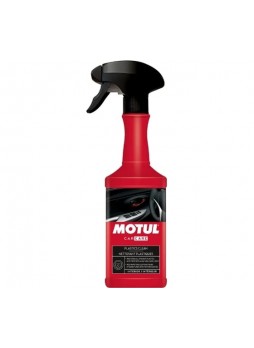 Оптом Очиститель пластика MOTUL Plastics Clean 0.5 л 110156