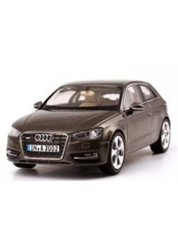 Модель автомобиля "Audi A3 (8V) 1:43", коричневый