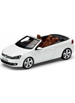 Модель автомобиля "Volkswagen Golf Cabriolet 1:43", белый