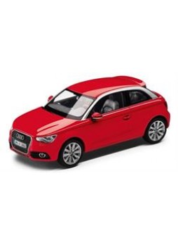 Модель автомобиля "Audi A1 1:43", красный