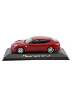 Модель автомобиля "Porsche Panamera GTS 2009 1:43", красный