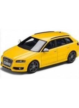 Модель автомобиля "Audi S3 Sportback 1:43", жёлтый