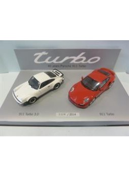 Модель автомобиля "Porsche 911 Turbo 1:43", разные